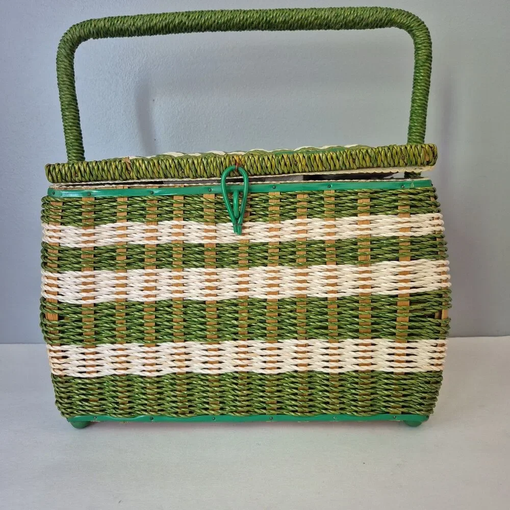 JCPenney VTG Green White Wicker Divider Sewing Box Caddy w/ Handle Accessories